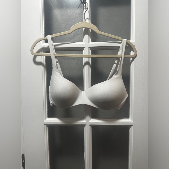 PINK LOUNGIN' LIGHTLY LINED SCOOP BRALETTE - Picture 3 of 10